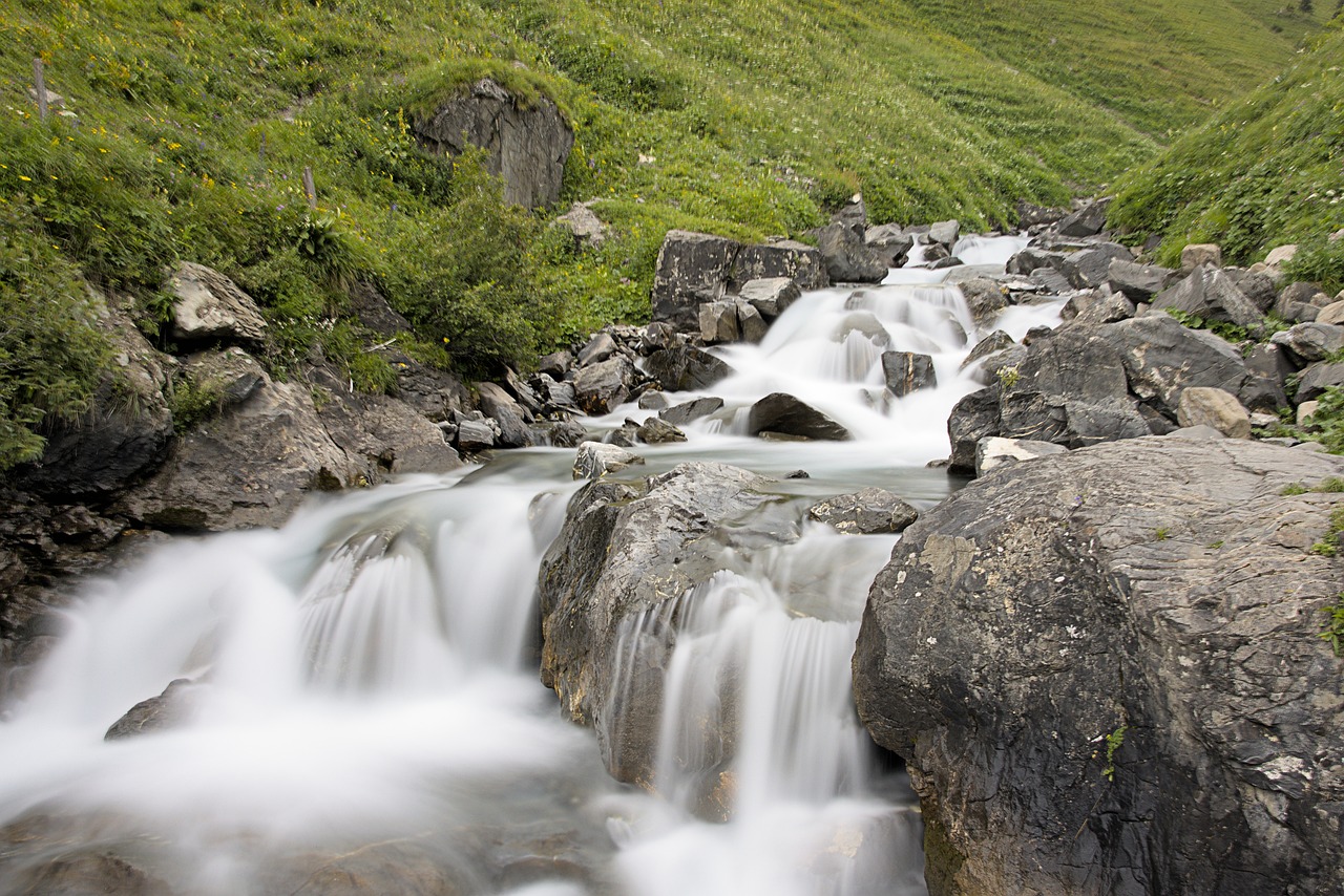 alps, creek, brook-6545561.jpg